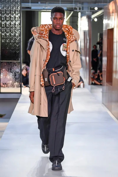 Look 124